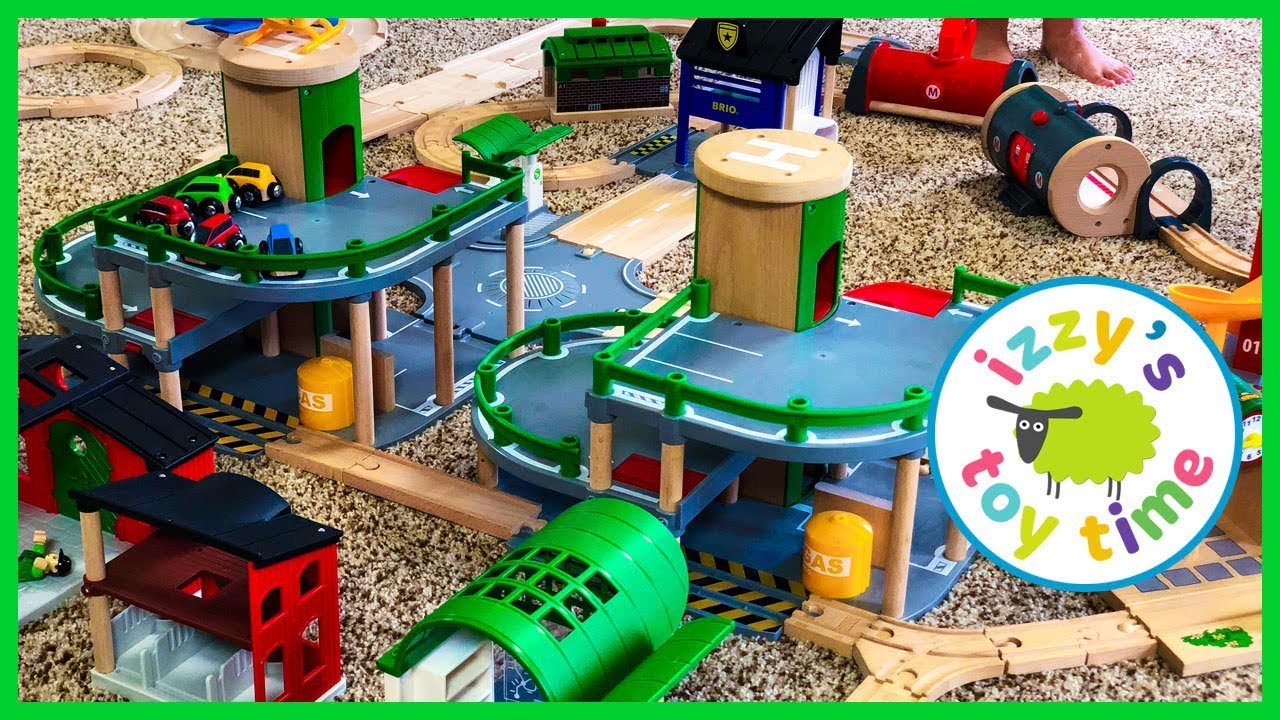DOUBLE BRIO PARKING GARAGES! Fun Toy Trains and Toy Cars Including Thomas and Friends