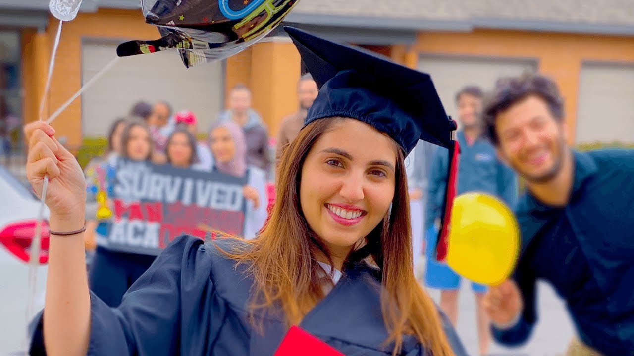 فاجأت زوجتي بحفلة تخرج من الحجر!! *مؤثر جدا*