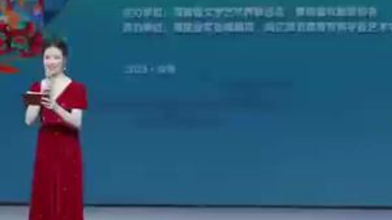 #传递戏曲文化 高甲戏《公子游》 2024年7月参加福建省 第五届中小学生戏曲展演 获得一等奖 指导老师: 陈昌瑞、陈炳聪、吴伯祥 感恩老师们无私奉献传承[合十]