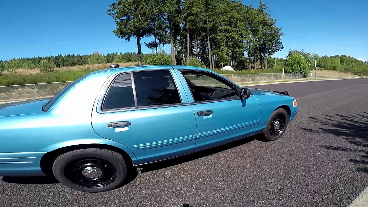 Crown Vic Police Interceptor Magnaflow Mufflers sound clip Idle Revs and takeoffs