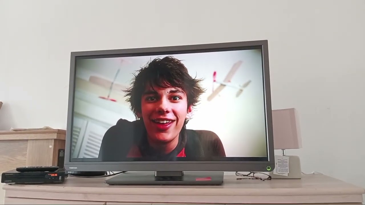 Opening to Diary of a Wimpy Kid 2011 UK DVD 