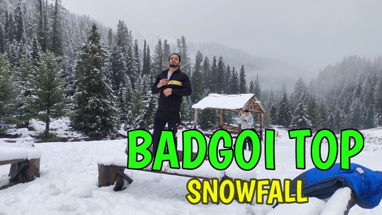 Kumrat Valley To Badgoi Top | Live Snowfall | Baraf Mai 2 Baar Gir Para
