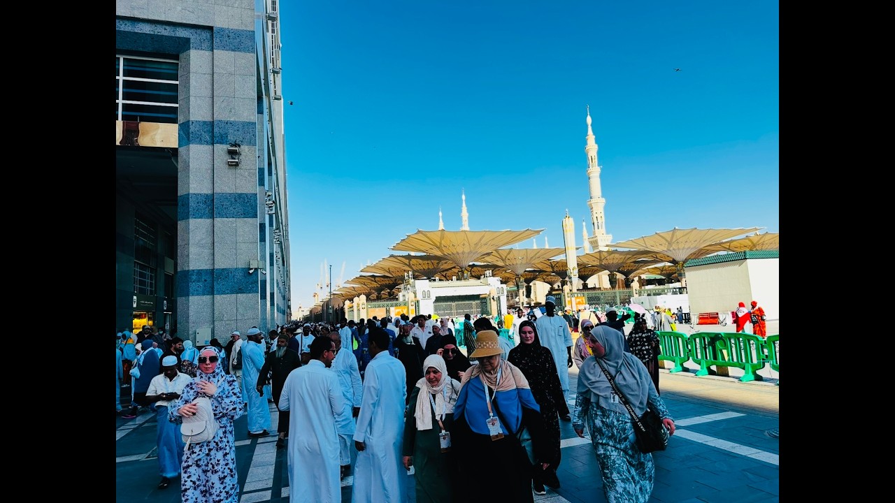 تعرف علي ابواب  الحرم النبوي الشريف كم عدد الأبواب خدامات مجانيه للحجاج مكان استضافه مجانا للأطفال