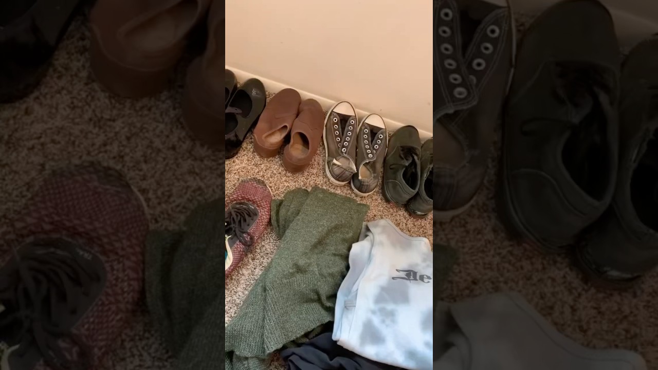 Day 12 Of 30 - My First 30 Day Declutter Challenge/Minimalism Challenge #Shorts