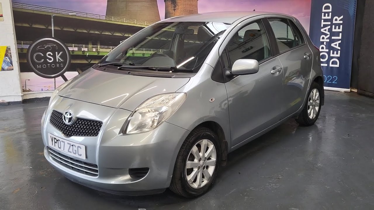 TOYOTA YARIS @ CSK MOTORS