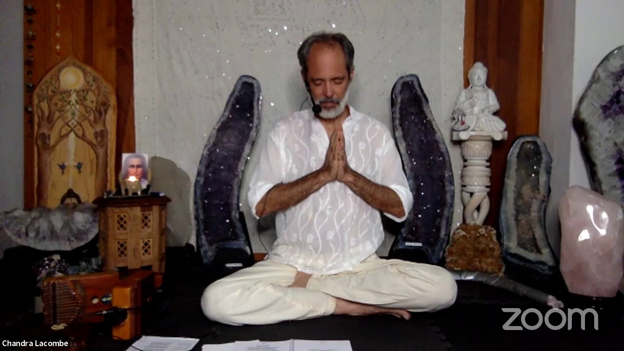 Kirtan (Roda de Mantras), com Chandra Lacombe