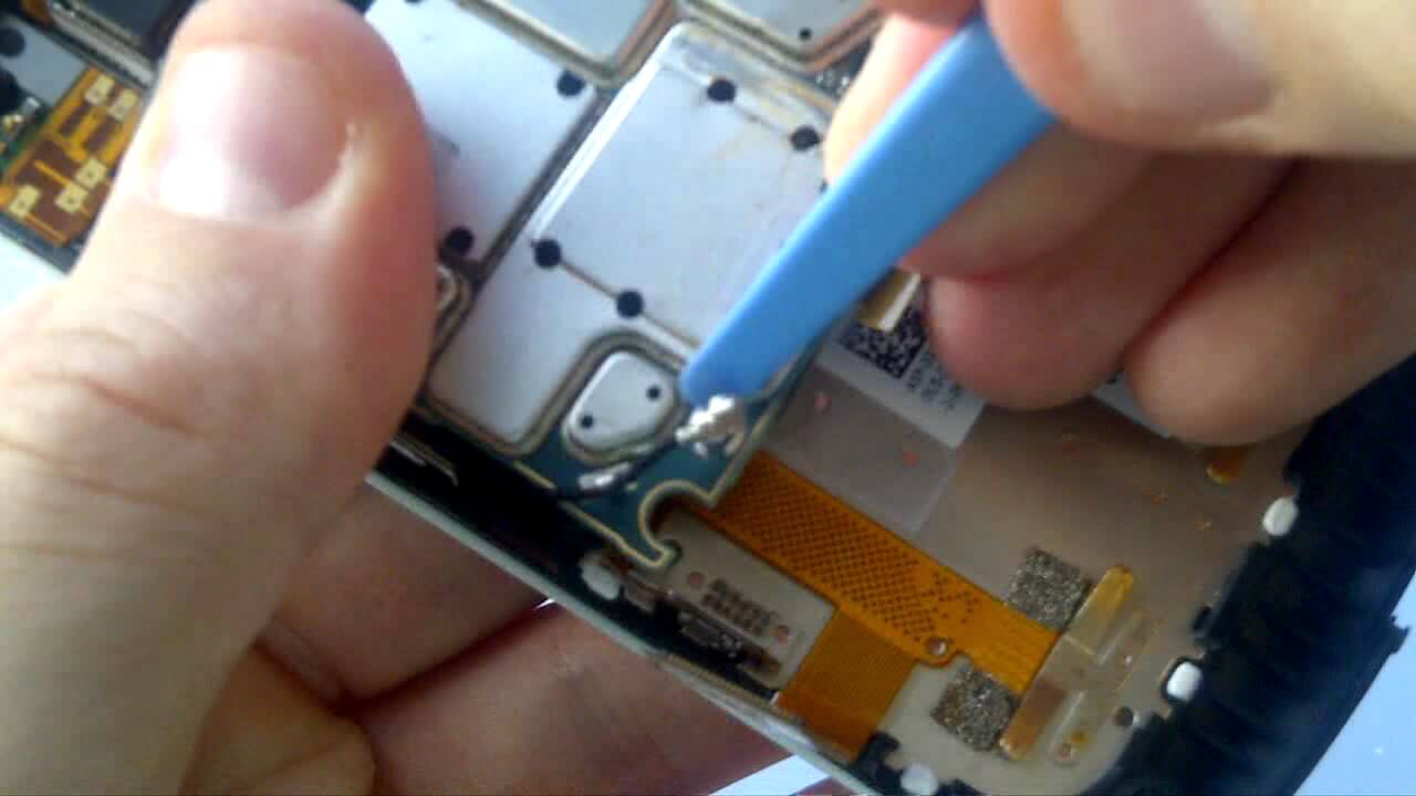 HD Inside White Blackberry Torch 9810 Teardown Disassembly For Fixing Water Damage