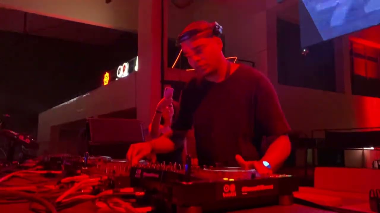 Jhon Timbala @ With Nic Fanciulli - Cali, Colombia - 23 Abril 2022