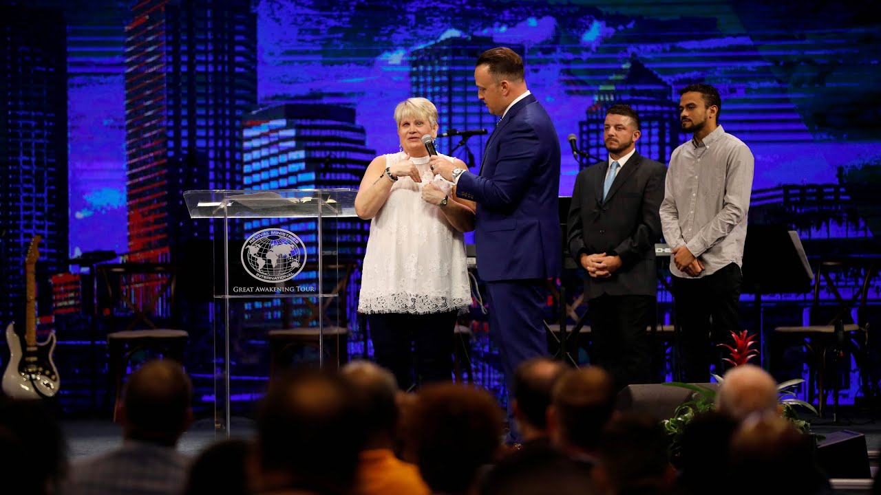 [Healing School Testimony] Was Blind but Now Can See!