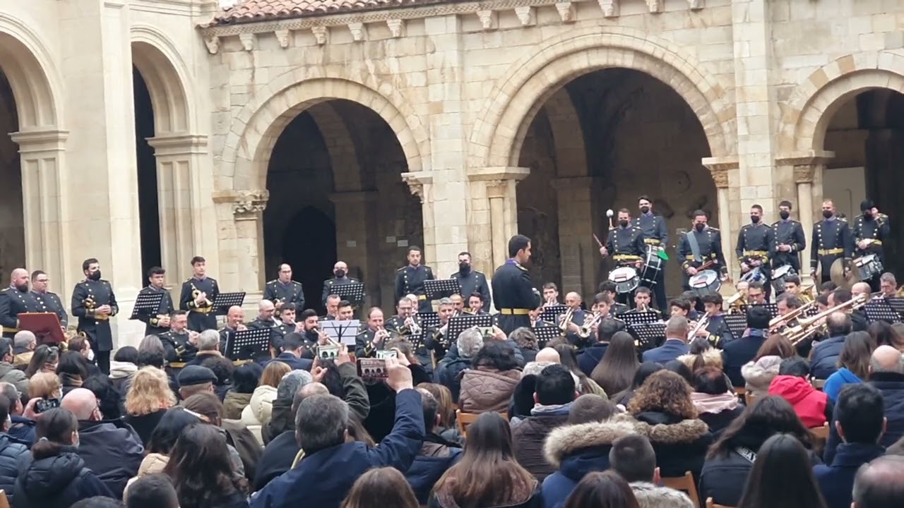 Concierto A.M.Dulce Nombre de Jesús Nazareno León- Caridad del Guadalquivir e Himno Nacional