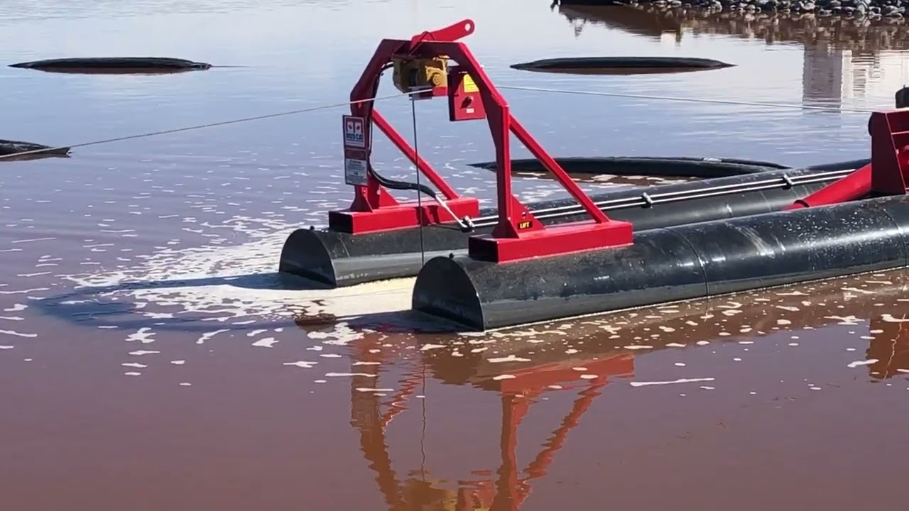Mud Cat 40E Dredge Cleaning A Lagoon