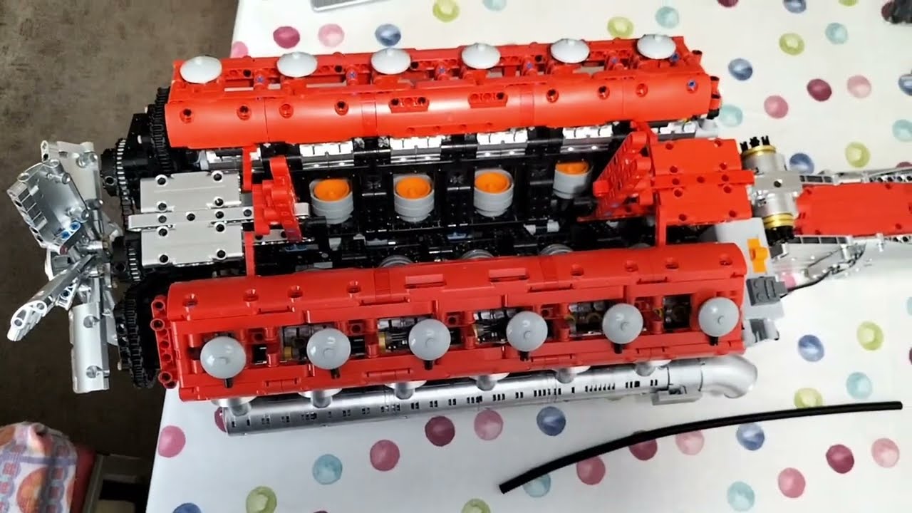 Mould King 10169 - V12 ENGINE - Bauabschnitt 7