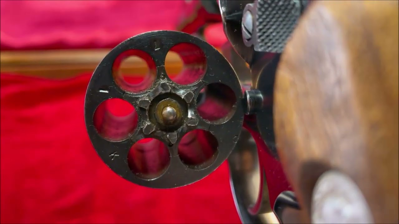 TAURUS Model 84 Classic 6 Shot 5 Screw Blue Revolver with 4 Inch Barrel.