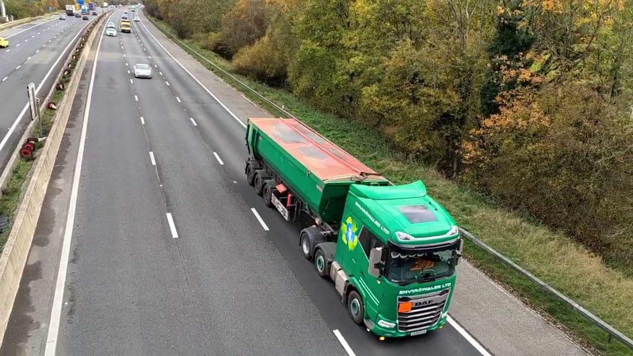 Truckspotting on the M4 6.11.25