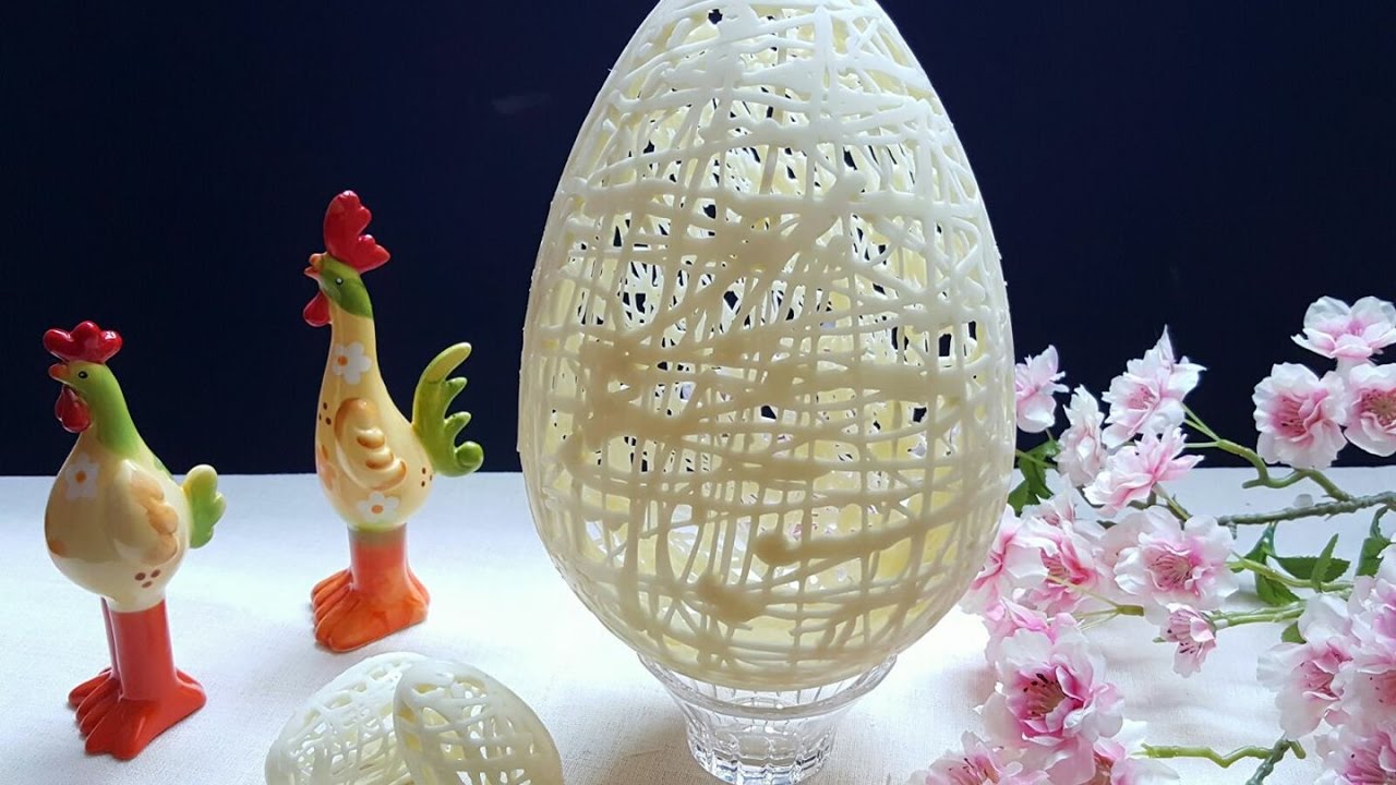 Uovo di Pasqua effetto traforato