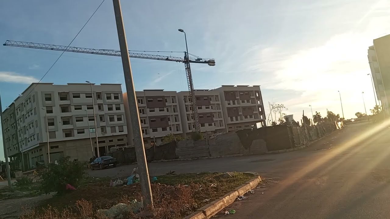 شاهد كيف اصبحت تجزئة المنزه قرب المسجد والفيلات الطريق الوطنية الرباط بسيدي علال البحراوي الكاموني