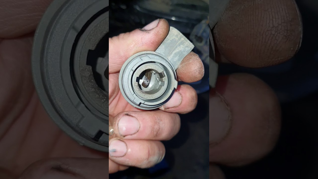 demontare  proiector ceata bara fata Skoda Octavia Superb  ,anlocuire bec proiector