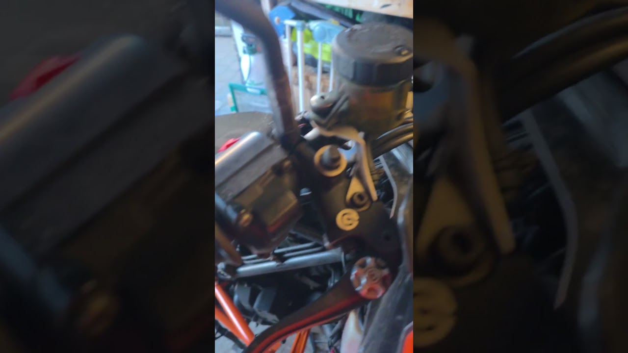 KTM 1190 Adventure No DC power.