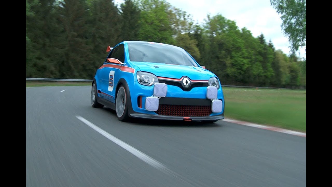 Reportage - Renault Twin'Run (English subtitled)