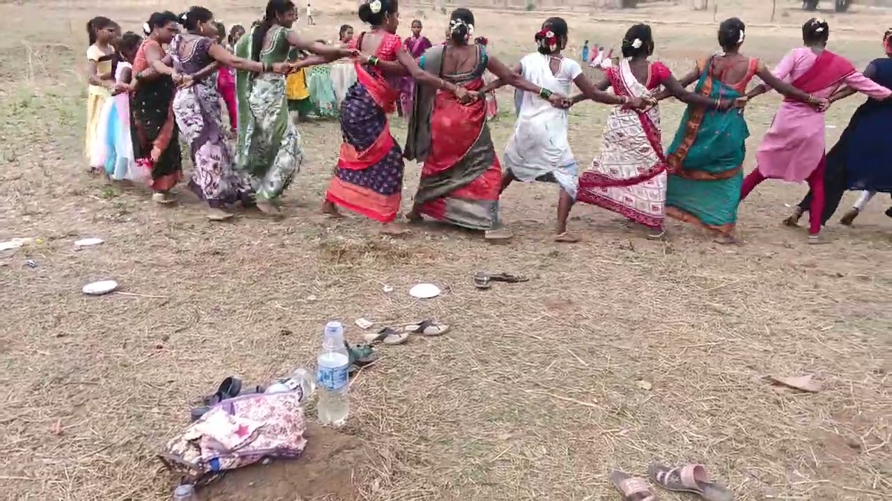 जि प शाळा मागीपाडा व बेंदरपाडा आणि कुह्रडपाडा वनभोजन गोंडपाडा बंधारा समोर तारपा डान्स ,💃🕺💗💞❤️