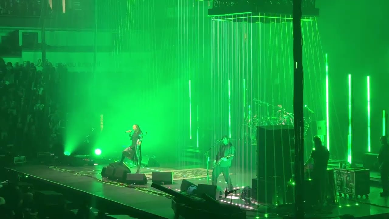 Korn - Coming Undone (Live @ Canada Life Place 2025)