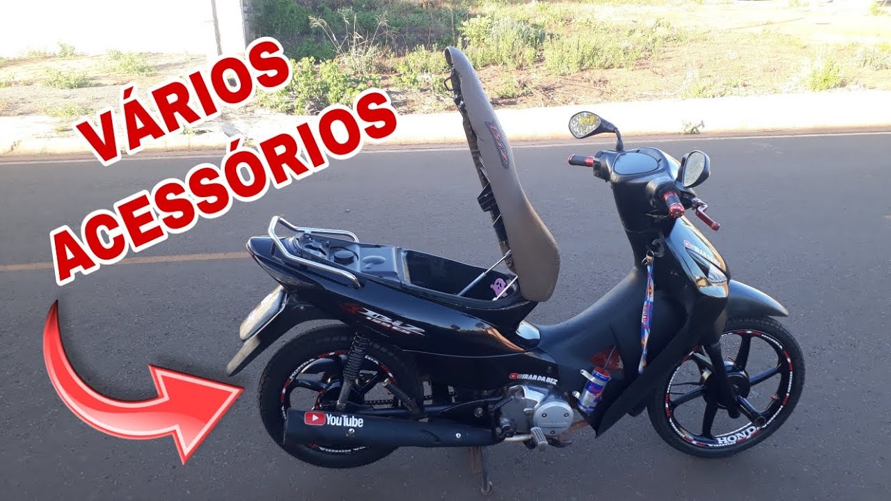 vários acessórios que instalei na minha moto