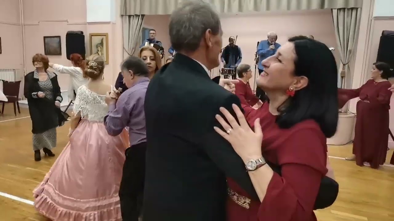 🇷🇸✨ Србија која зна да ужива, смеје се и грли — Светосавски бал „Огрлица од бисера“ 2026