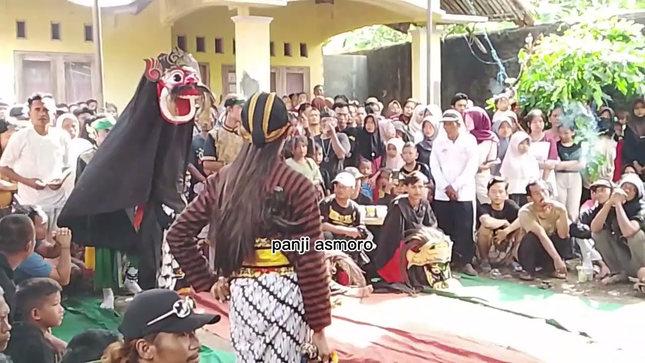 PERANG BARONG SATRIO JATI BUFOYO LIVE IN SELARANG CILACAP