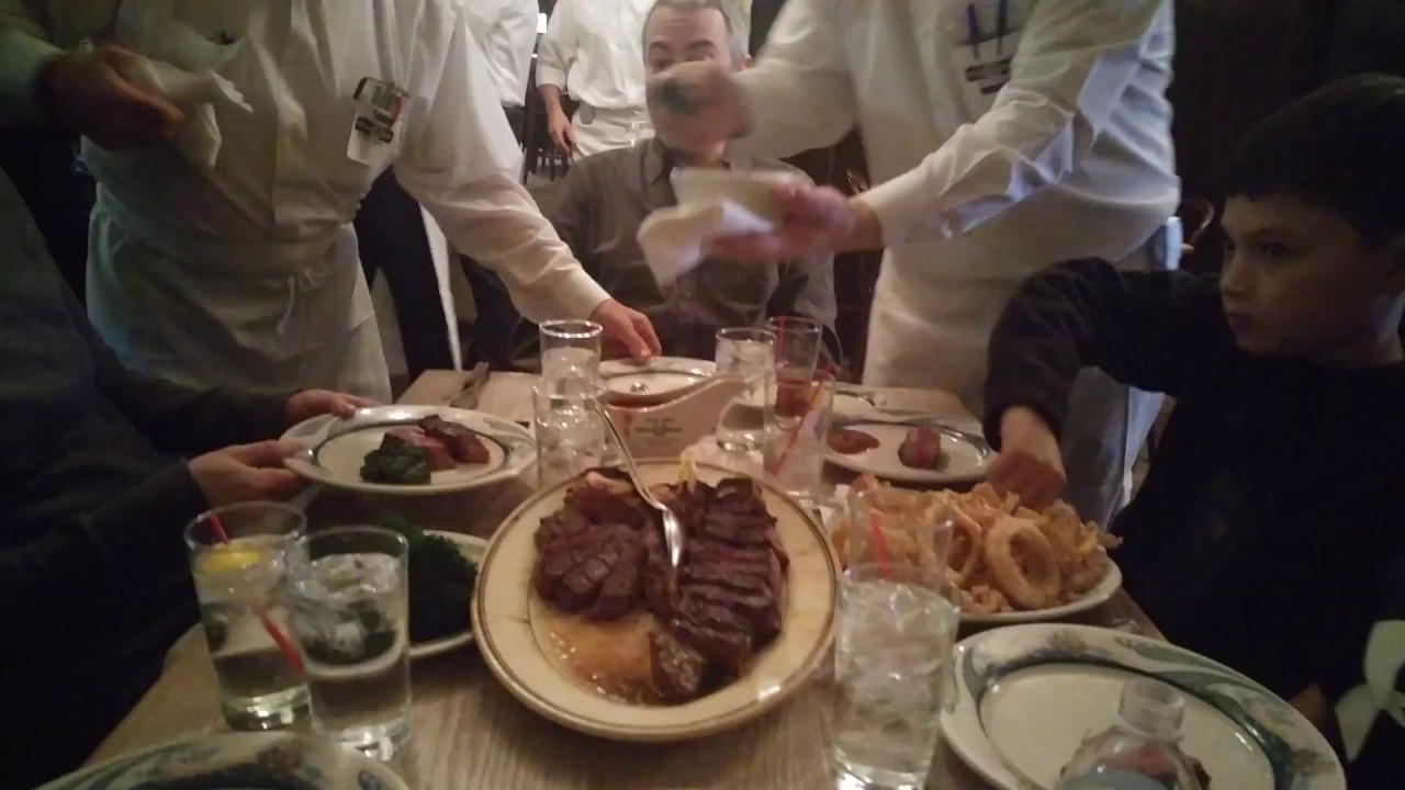 Peter Luger Dining Experience Brooklyn Williamsburg New York 2017