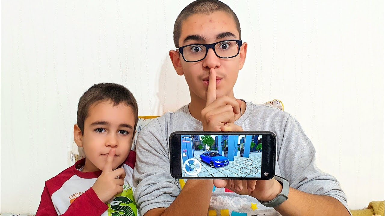 Berat ile Buğra Telefona Çok Baktı Gözleri Bozuldu