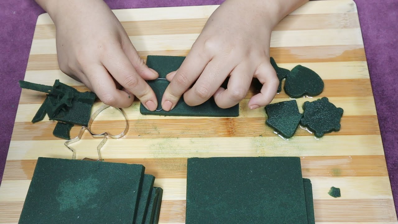 ASMR wet floral foam / crushing / cutting / water sounds / no talking