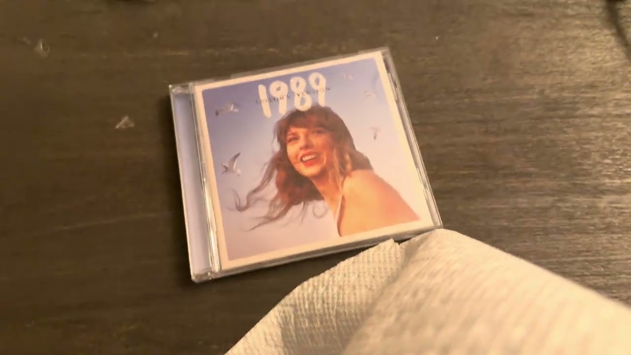 ASMR Taylor Swift 1989 Taylor’s Version CD unboxing review🩵💙