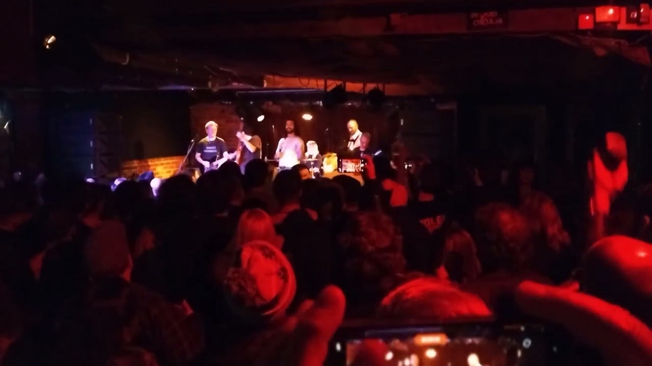West Thebarton at the Tote