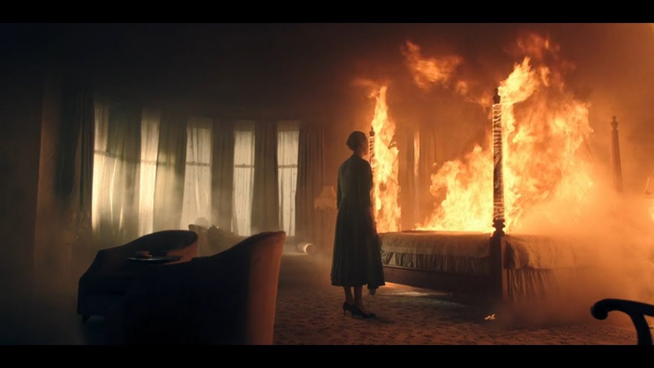 The Handmaid's Tale 3x1 - Serena Waterford burns their house