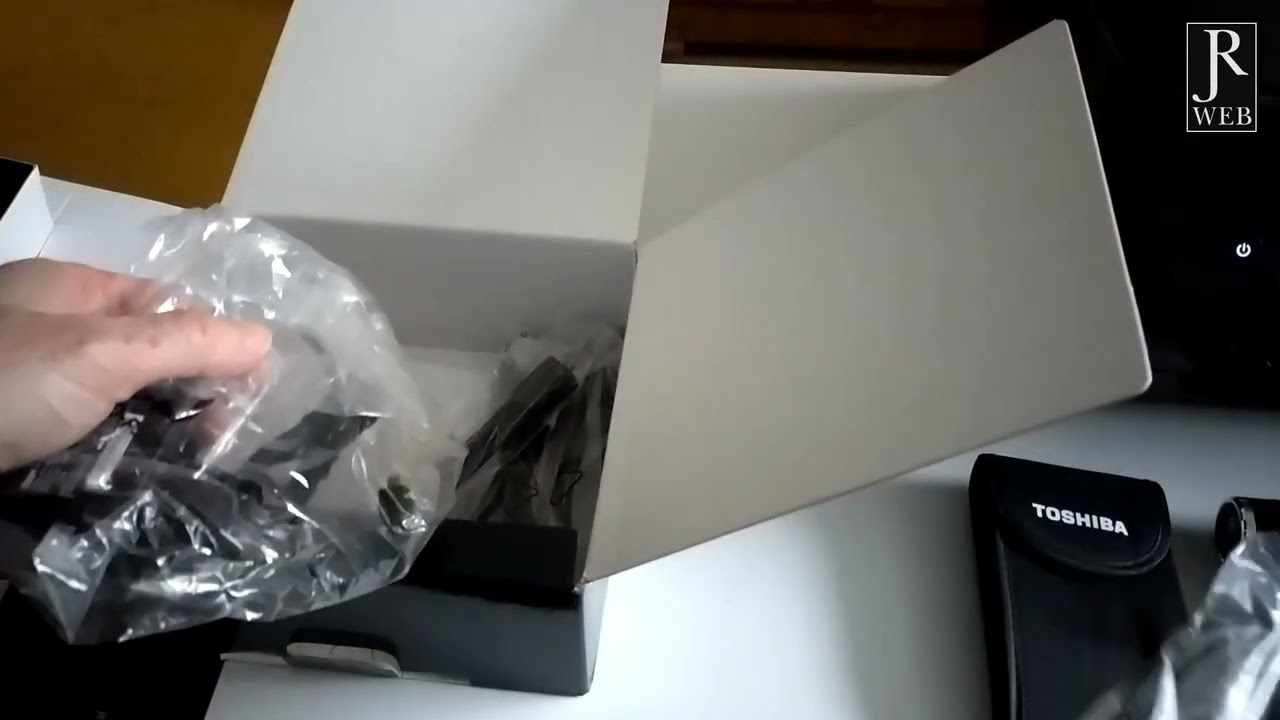 Udpakning Toshiba Camileo P10