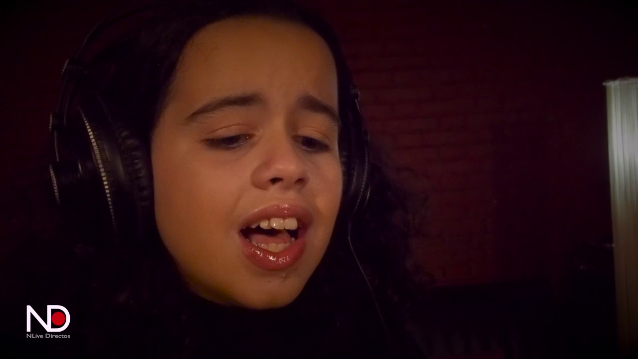 VUELA | PAULA LÓPEZ