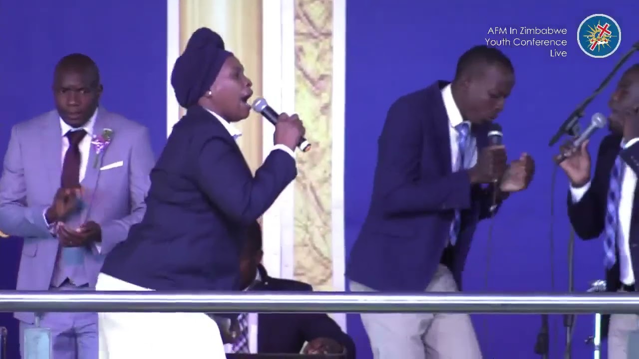Tsitsi hedzi dzamira dzoga - Led by Mrs Kuvheya