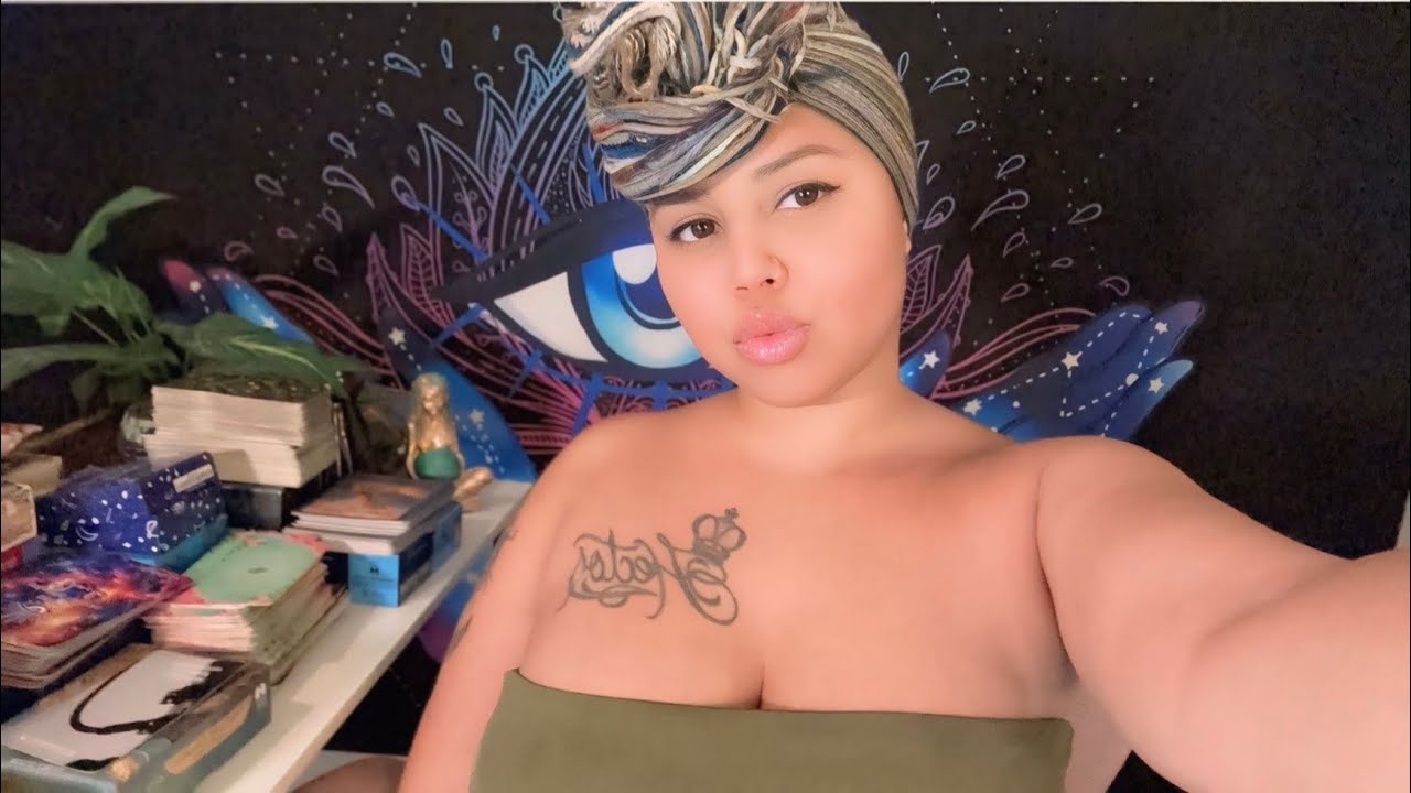 🧚🏼‍♀️LIBRA, THIS PERSON WANTS YOU! BUT THEY’RE  SCARED OF YOU 🤭😭