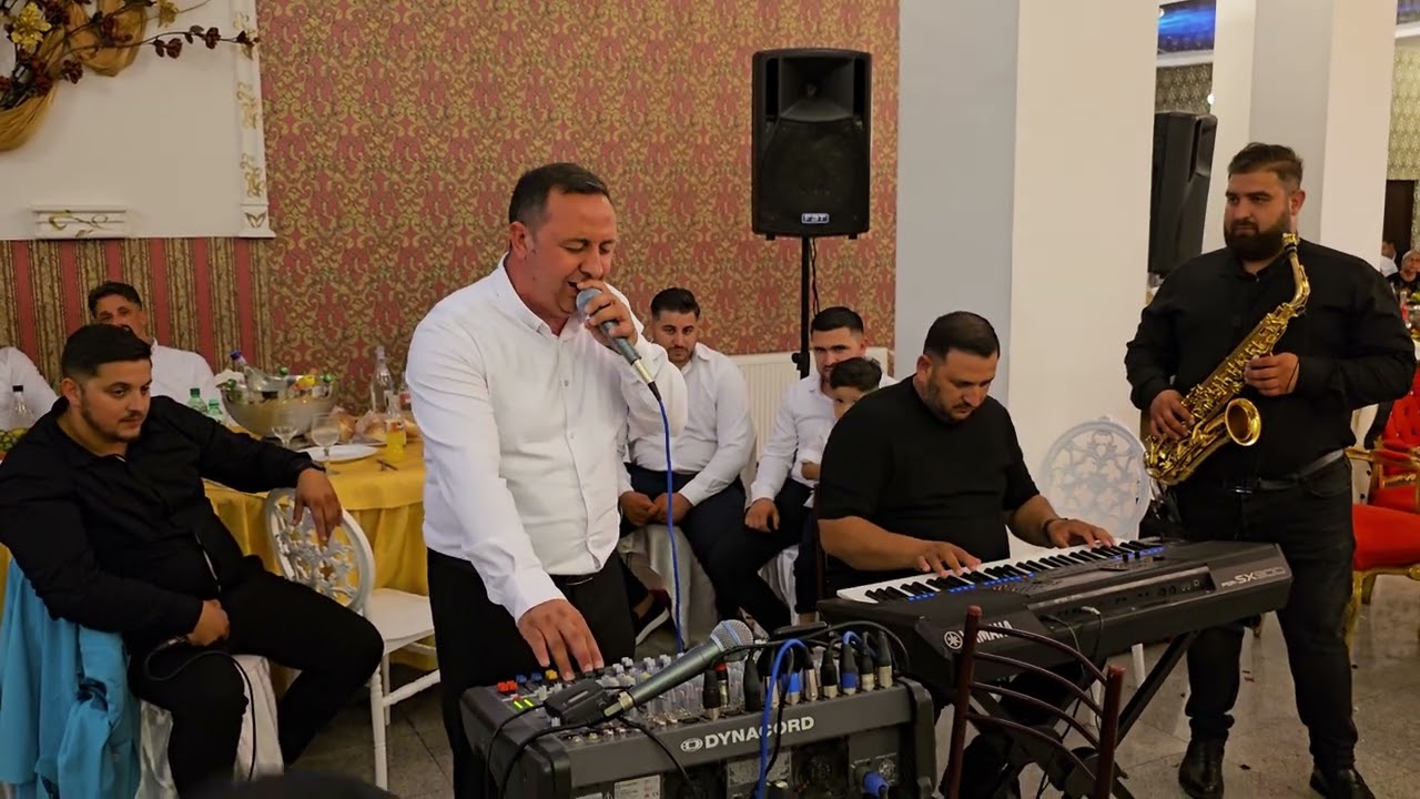 Sorin din Barbulesti  Saxofon Daniel Latcu.   Nou