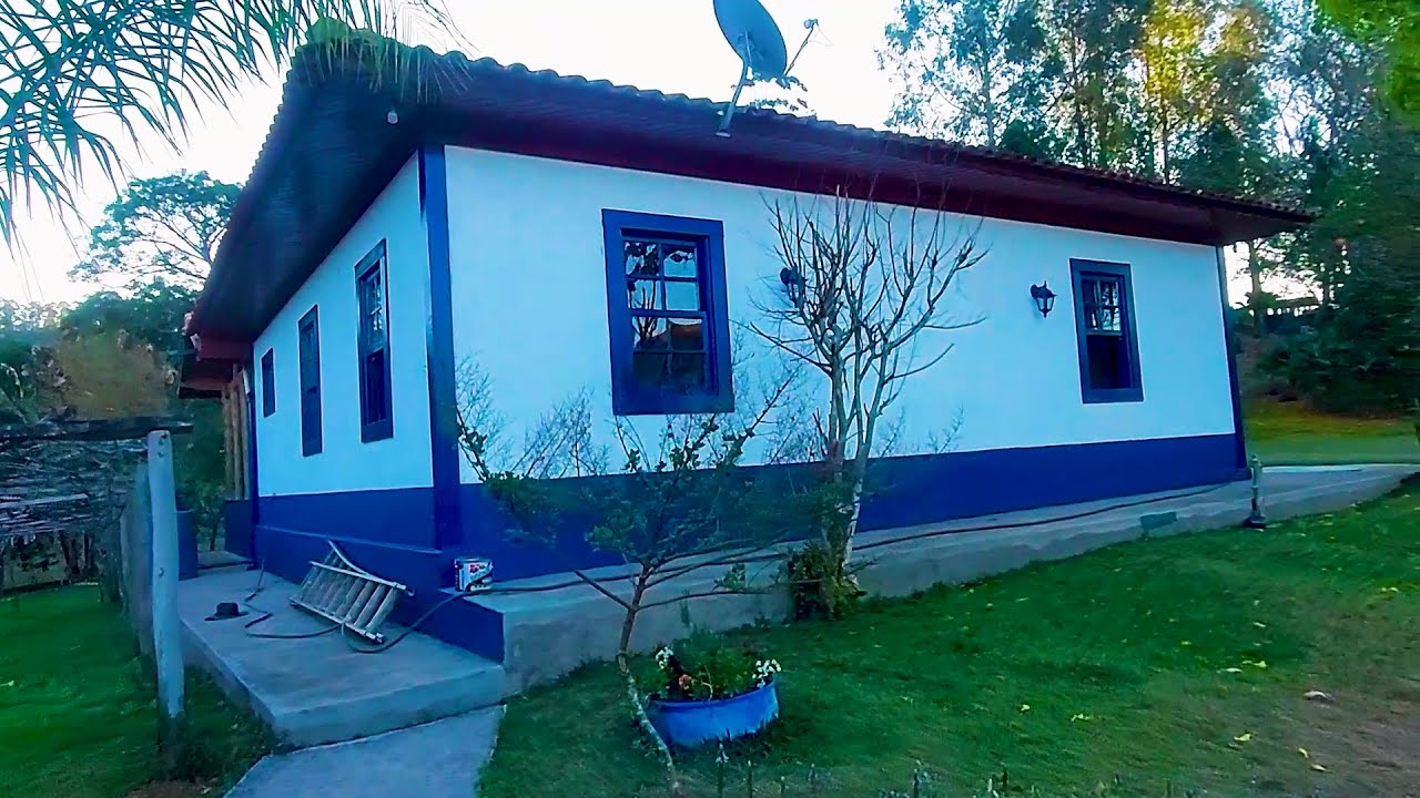 BELÍSSIMA FAZENDA COM CACHOEIRA ESPETACULAR 20 ALQUEIRES 2 lagos 3 nascentes casas pasto LAGOINHA/SP