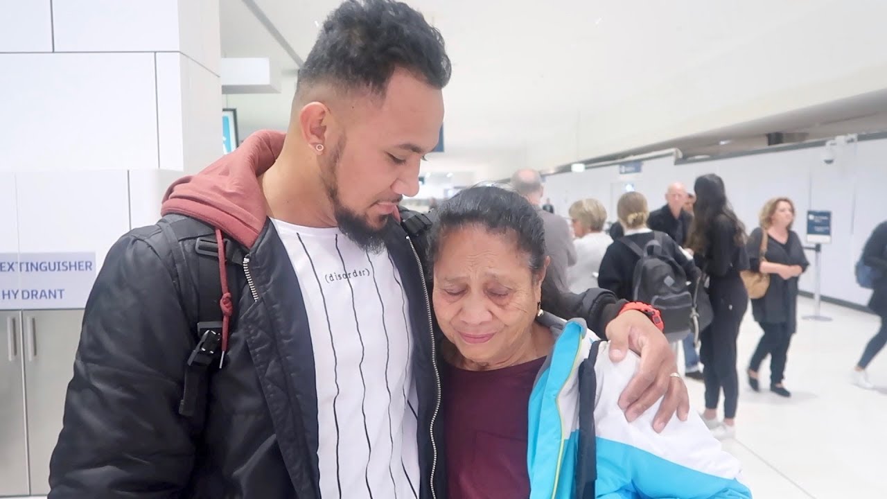 🇼🇸 2019 •VLOG 2: SAD GOODBYE 💔😩 TURNS INTO A MASSIVE SURPRISE!!!  (We went with them!!!)