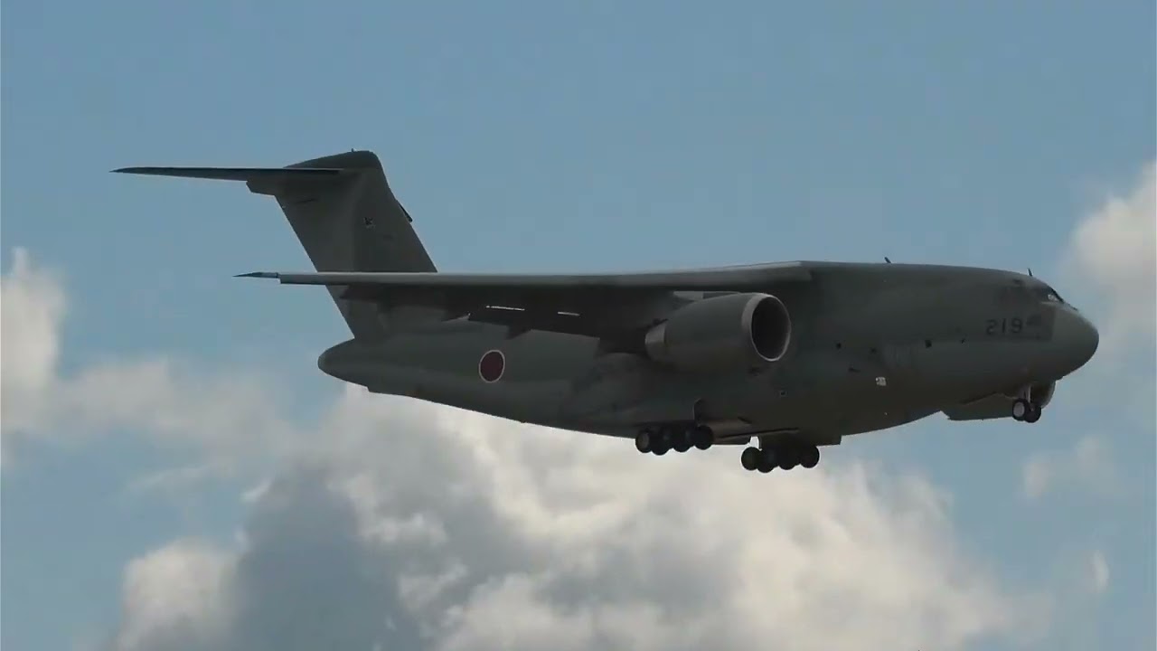小泉防衛大臣がC-2で松島基地へ。コールサインは「ヤシマ・アルファ」。