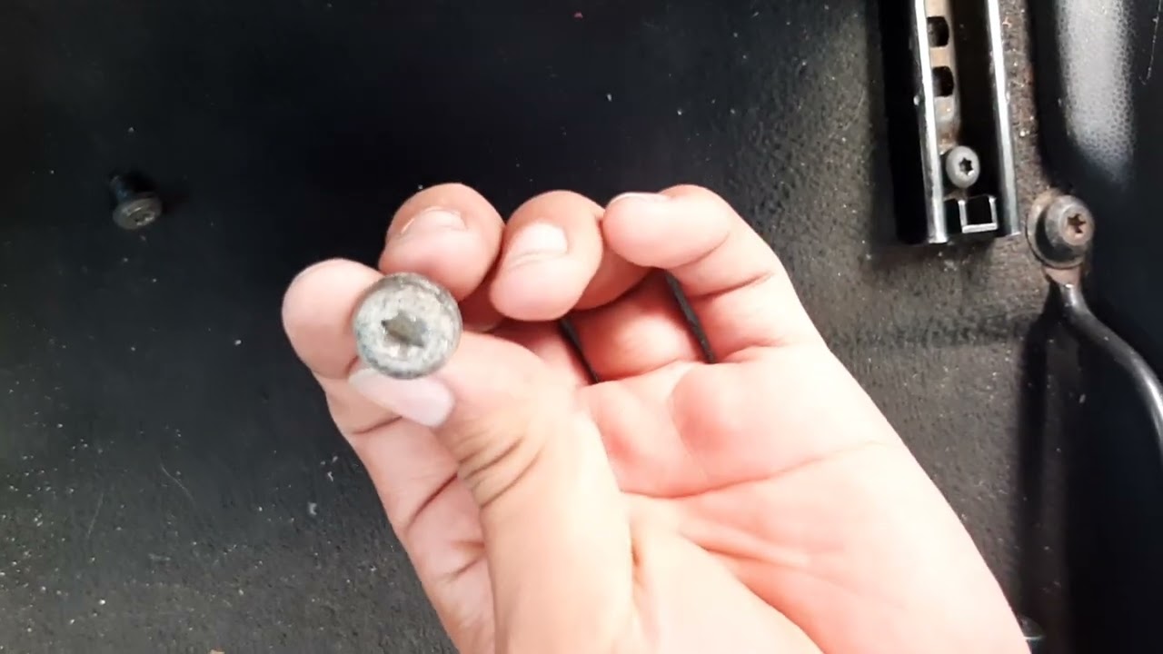 Reparar asiento de mini cooper(2002) El asiento no se queda en su posición
