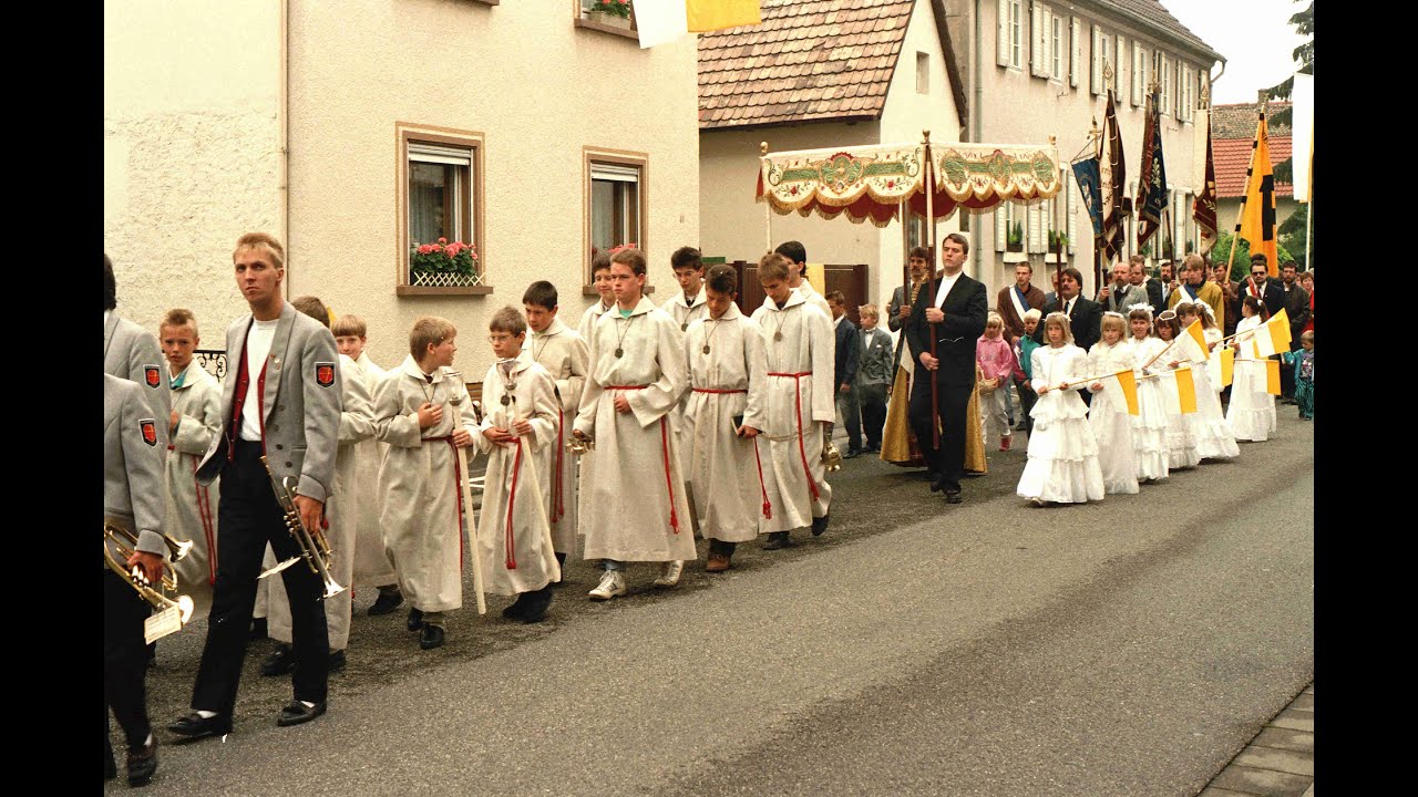 1990: Fronleichnamsprozession in Heiligenstein