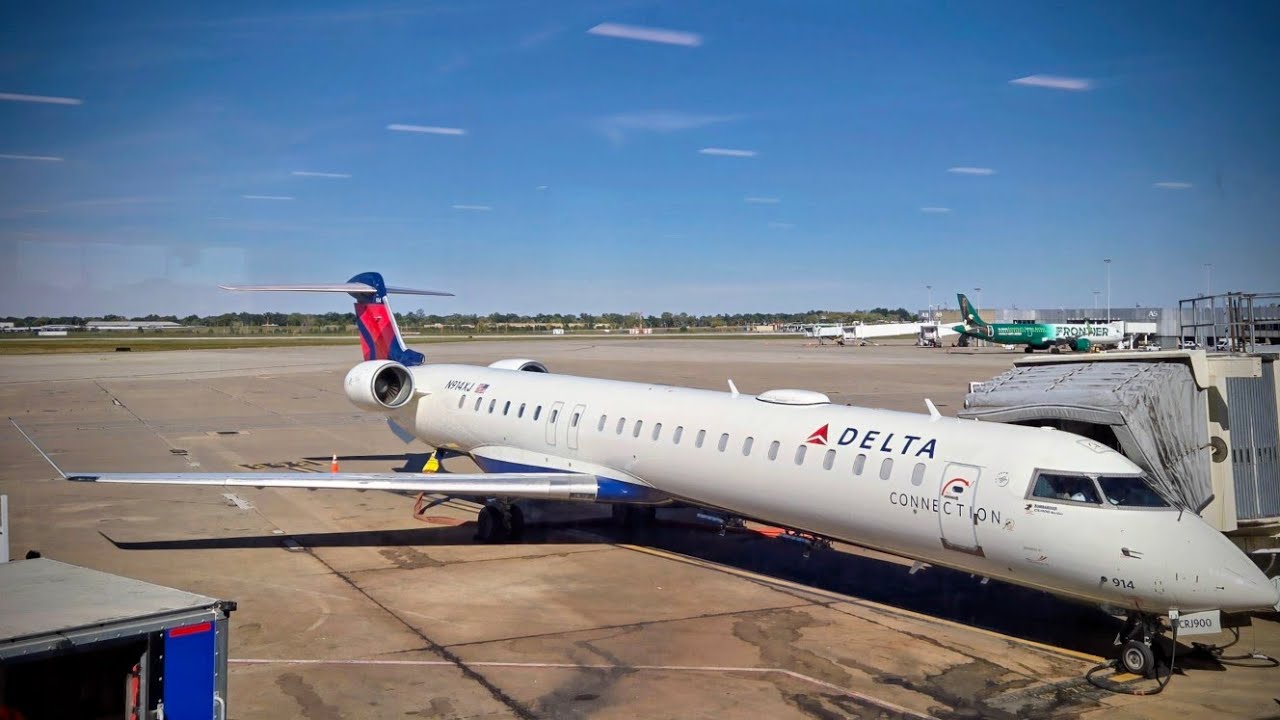 TRIPREPORT Economy Delta Connection CRJ-900 Cleveland to La Guardia 10/1/25