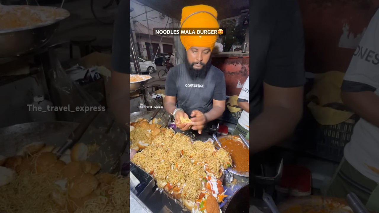 NOODLES BURGER😍| Indian Street food 