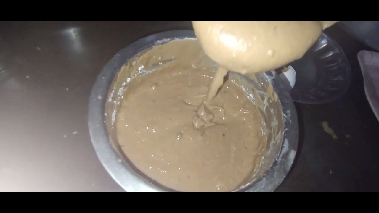 Me and my sister naked cake at home part 1