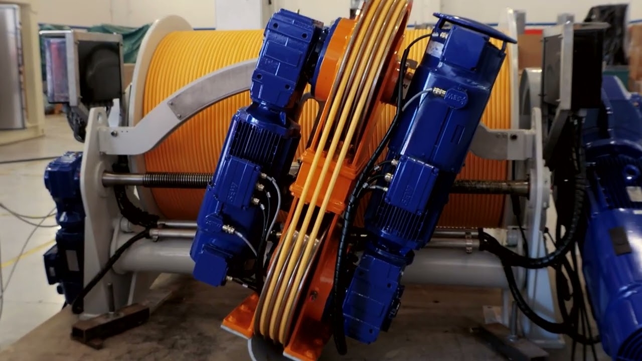 DynIce Optical Data Cable Winch manufactured by Naust Marine