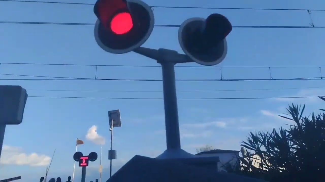Paso a nivel en Pineda de Mar (E) // Railroad crossing