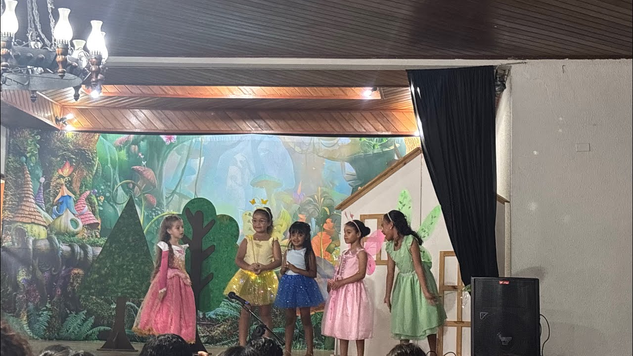 Peça de teatro Bela Adormecida 1ºA 